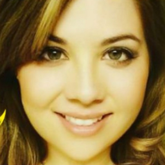 Meet your Posher, Mandy - Picture 3 of 8